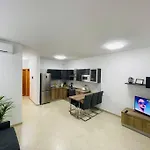 New, Modern Ground Floor With Pool Apartment Għajnsielem