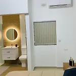 Apartment New, Modern Ground Floor With Pool *