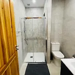 Apartment New, Modern Ground Floor With Pool