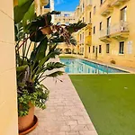Apartment New, Modern Ground Floor With Pool Għajnsielem