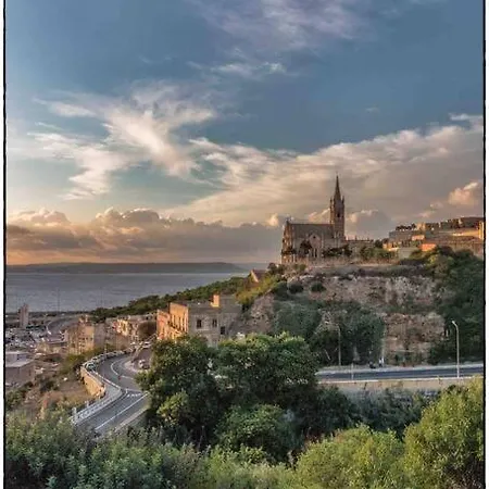 New, Modern Ground Floor With Pool アインシーレム