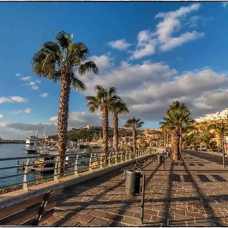 New, Modern Ground Floor With Pool