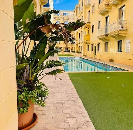 Lejlighed New, Modern Ground Floor With Pool Għajnsielem